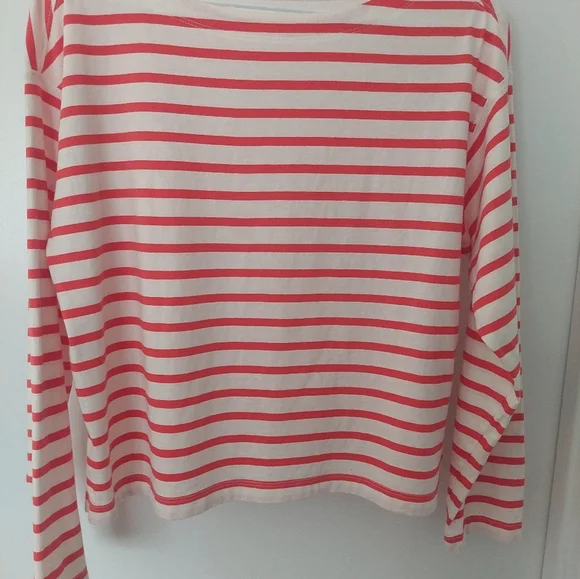 Old Navy Red and White Striped Top - Picture 4 of 5